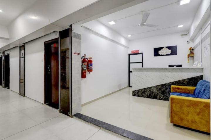 Hotel Nexus Surat Exterior foto